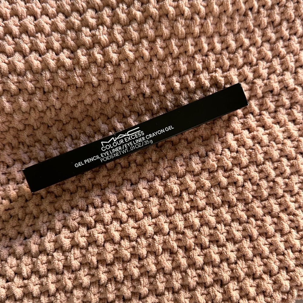 MAC eyeliner